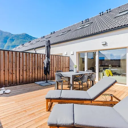 Skalja Appartement *