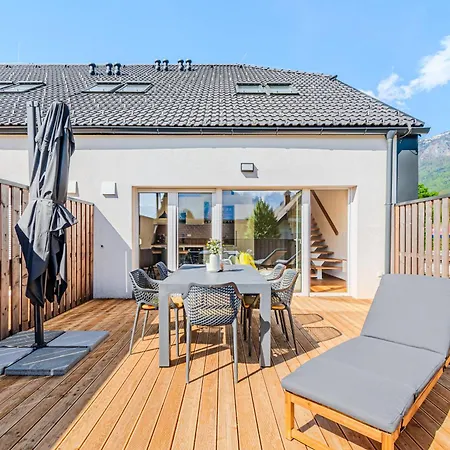 Skalja Appartement *